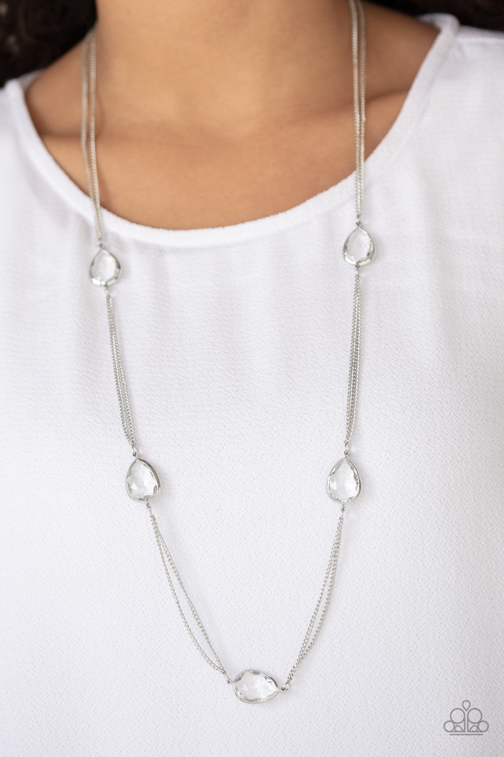 Paparazzi ♥ Teardrop Timelessness - White ♥  Necklace