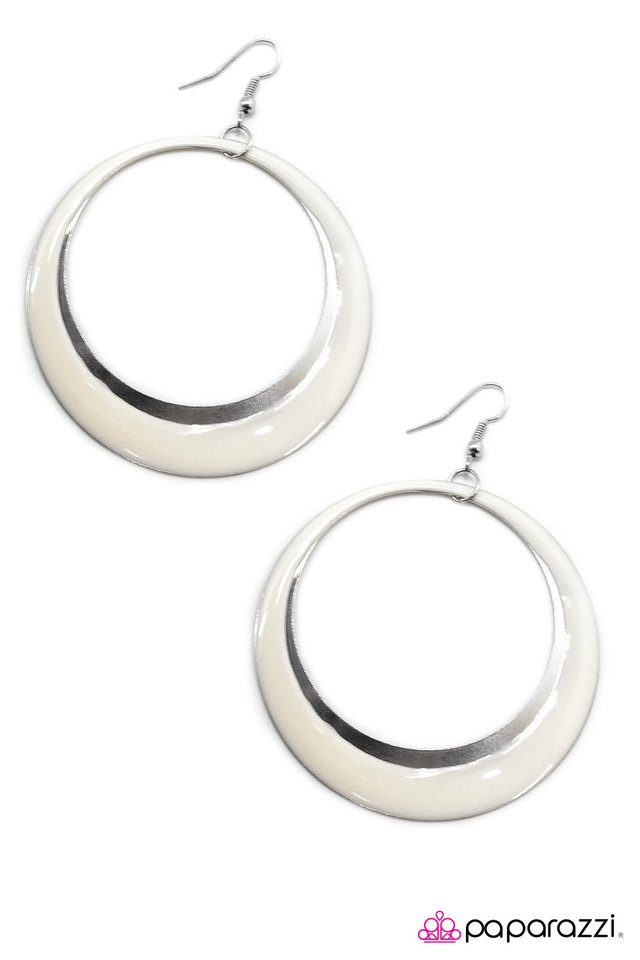 Paparazzi ♥ Fly Me To The Moon - White ♥ Earrings