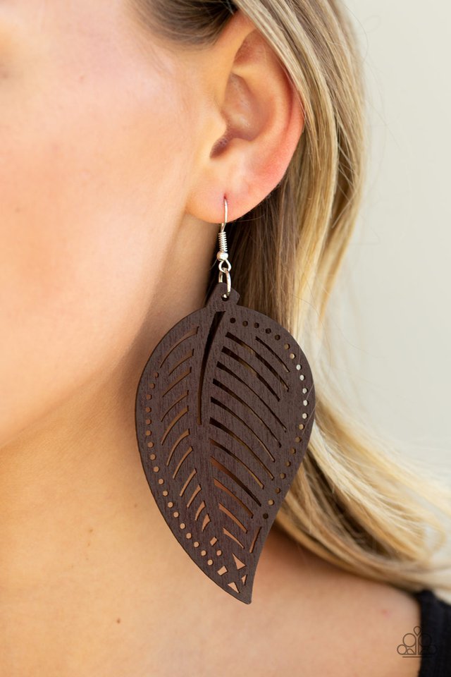 Paparazzi ♥ Amazon Zen - Brown ♥ Earrings