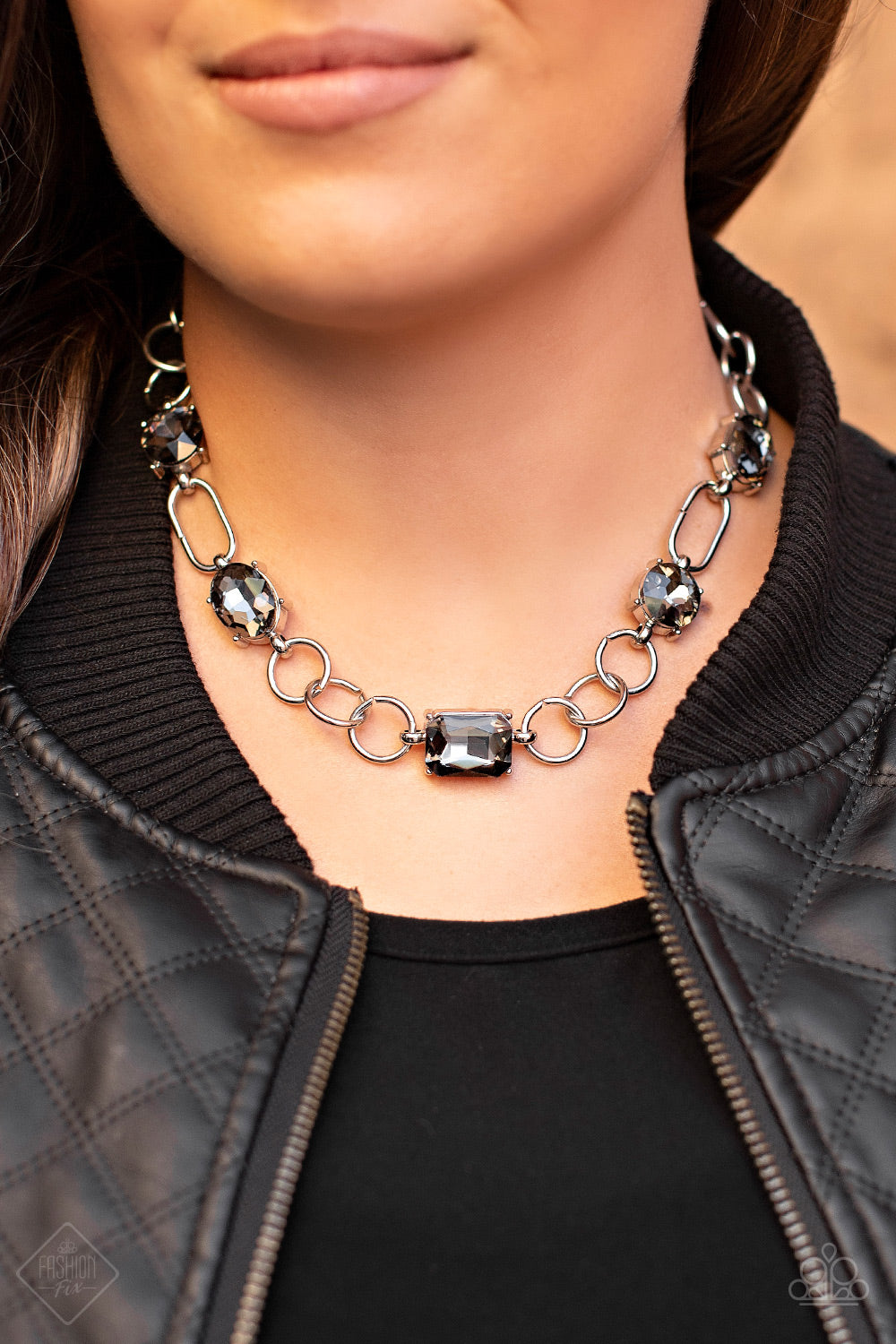 Paparazzi ♥ Urban District ♥  Necklace