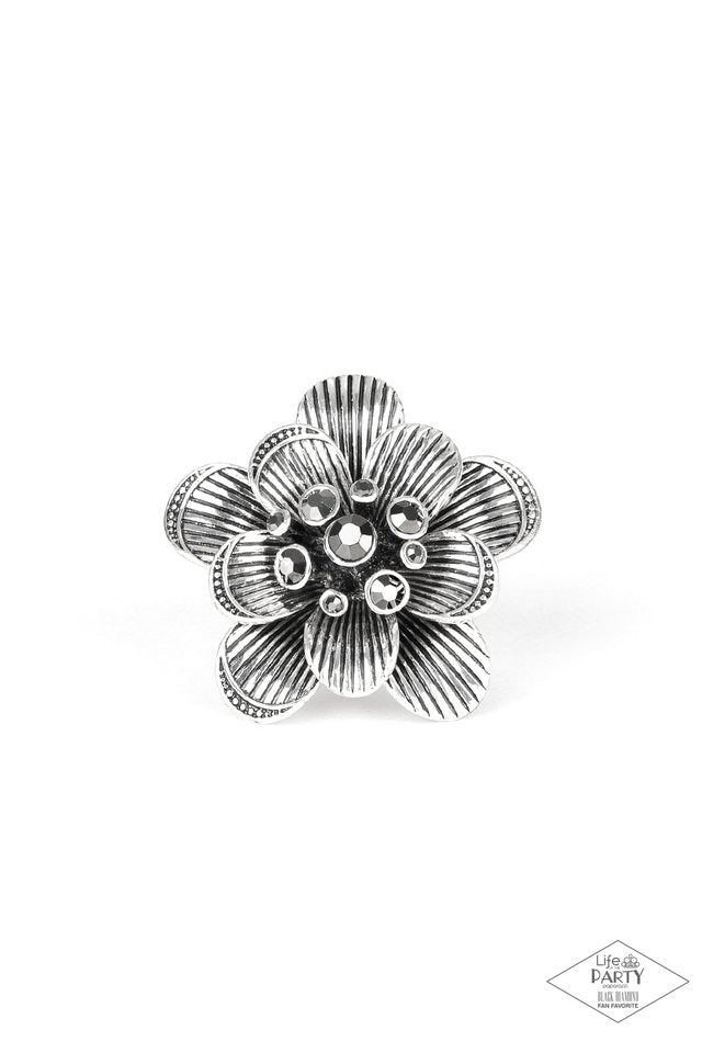 petal-pusher-silver-p4wh-svxx-135xx