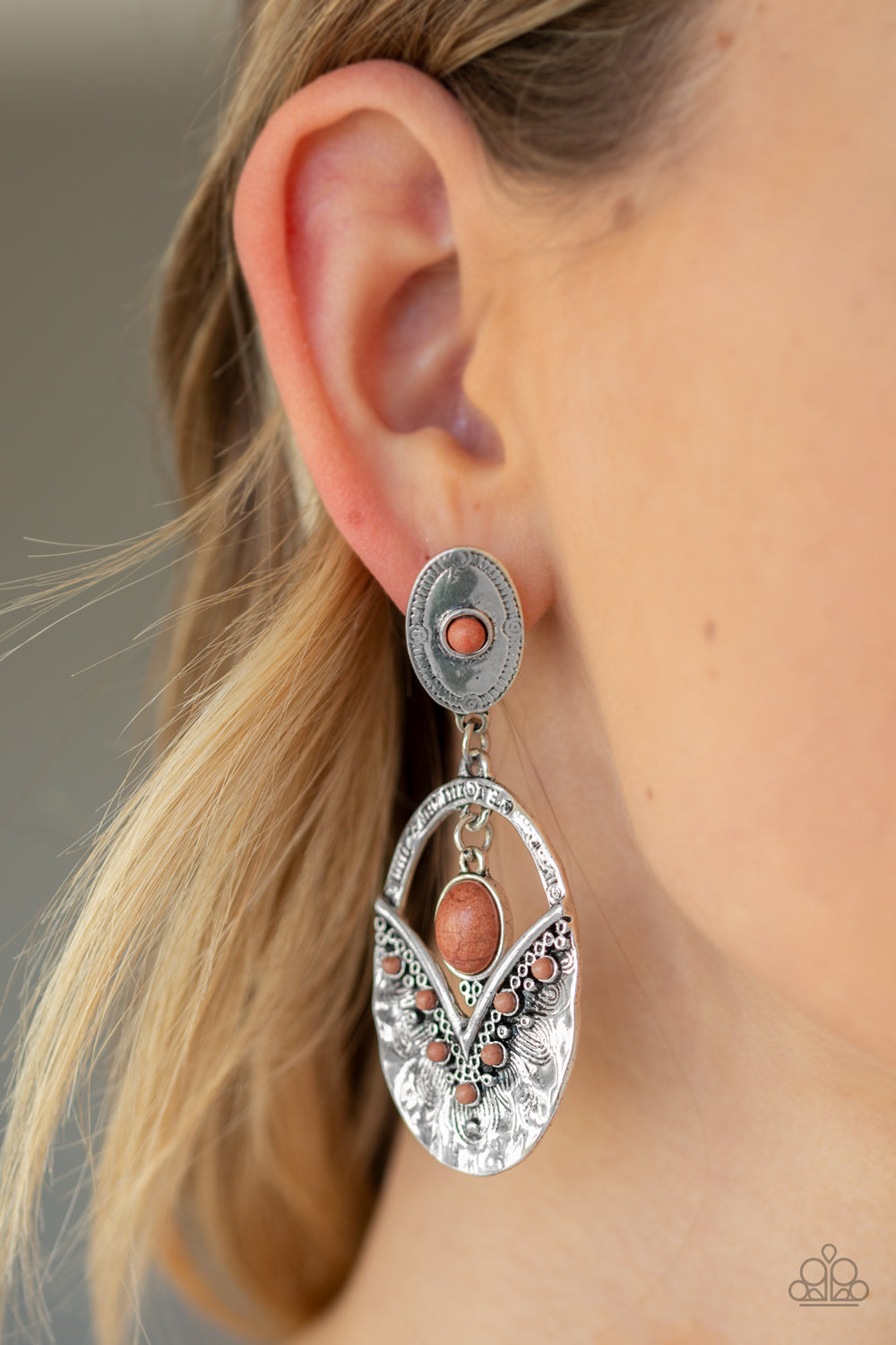 Paparazzi ♥ Terra Tribute - Brown ♥  Post Earrings
