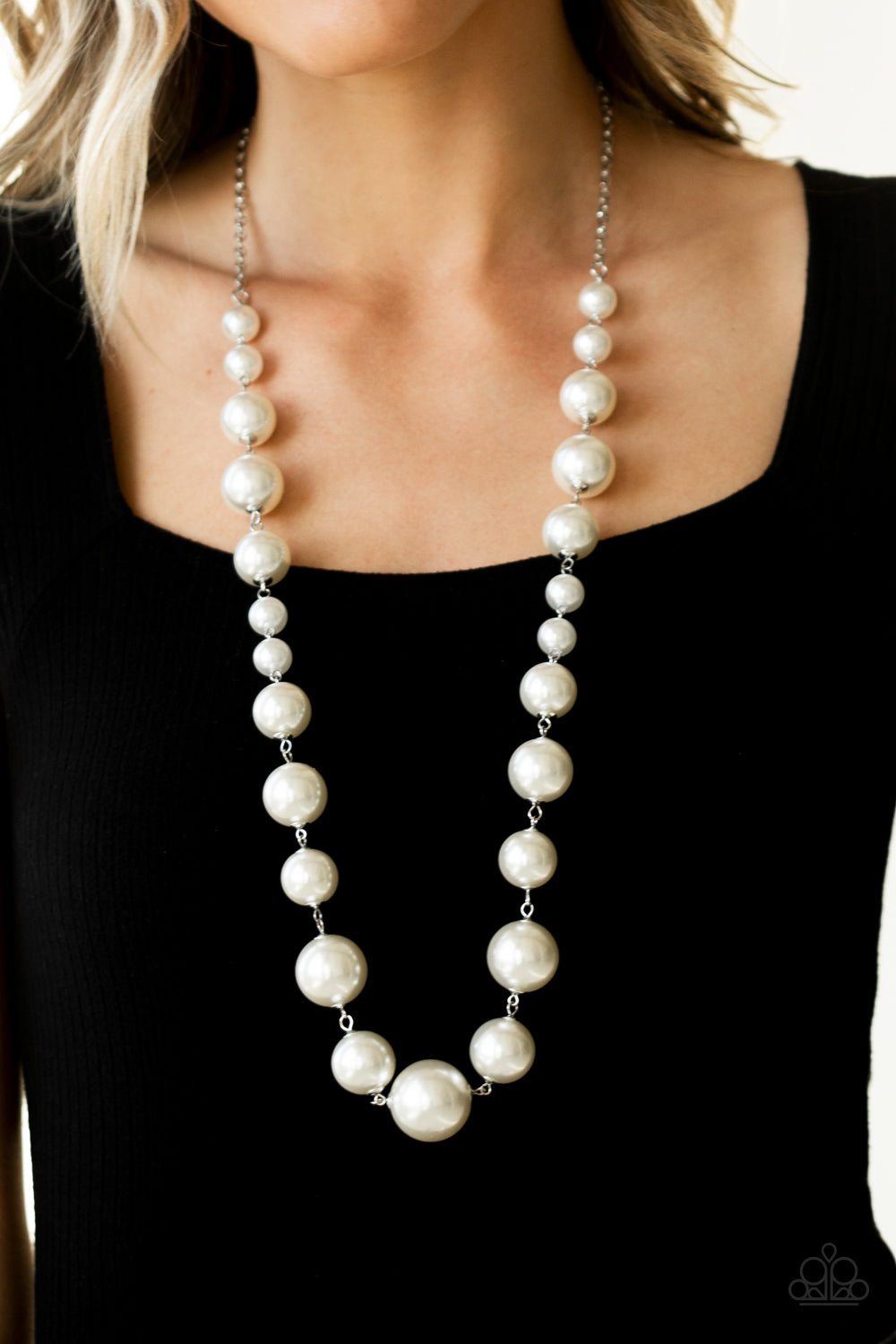 Paparazzi ♥ Pearl Prodigy - White ♥  Necklace