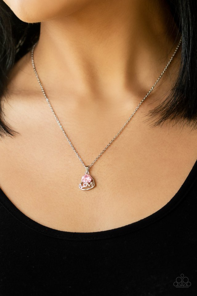 Paparazzi ♥ Turn On The Charm - Pink ♥ Necklace