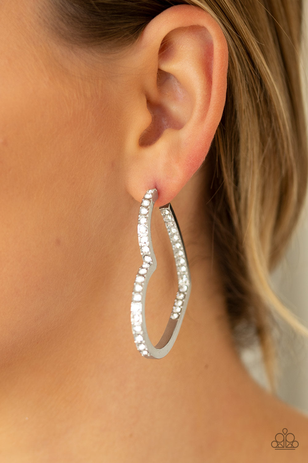 Paparazzi ♥ Heartbreaker - White ♥  Earrings