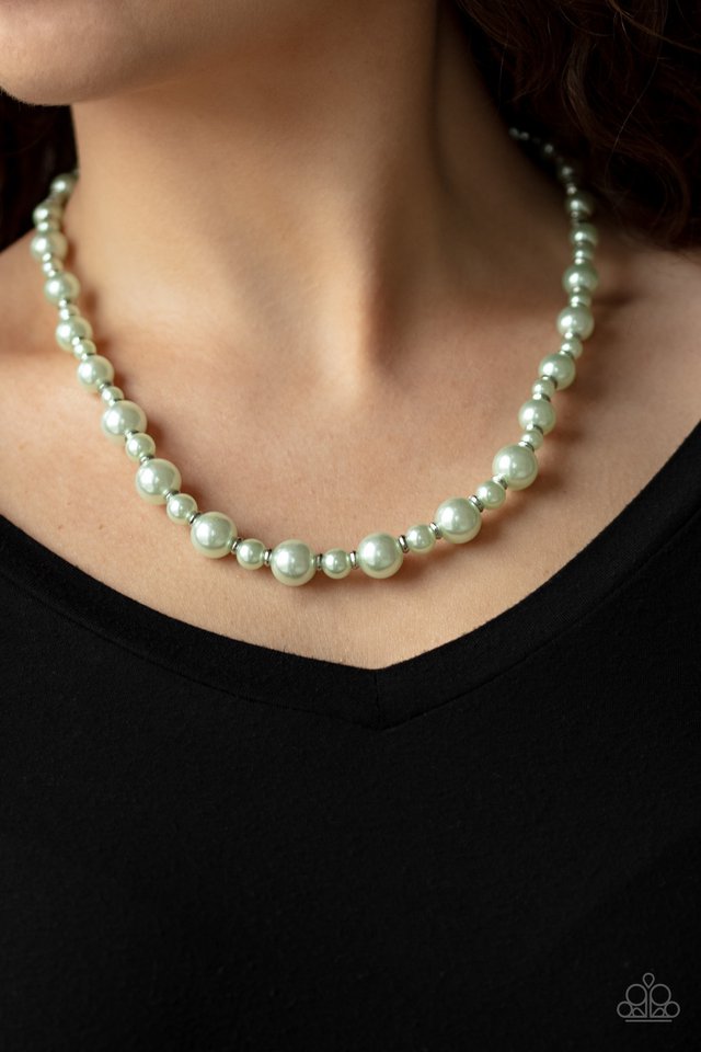 Paparazzi ♥ Pearl Heirloom - Green ♥ Necklace