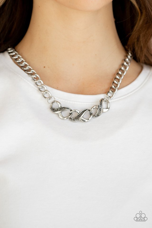 Paparazzi ♥ Infinite Impact - Silver ♥ Necklace