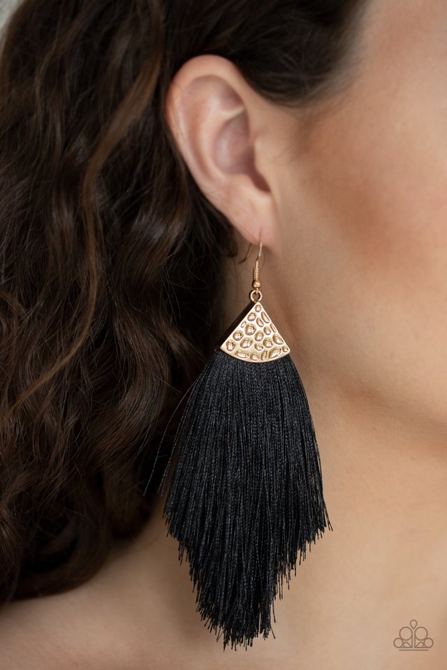 Paparazzi ♥ Tassel Tempo - Gold ♥ Earrings