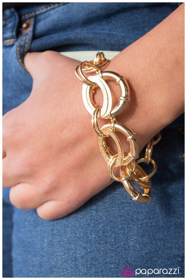 two-if-by-sea-gold-p9in-gdxx-020xx