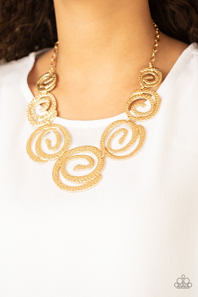 Paparazzi ♥ Statement Swirl - Gold ♥ Necklace