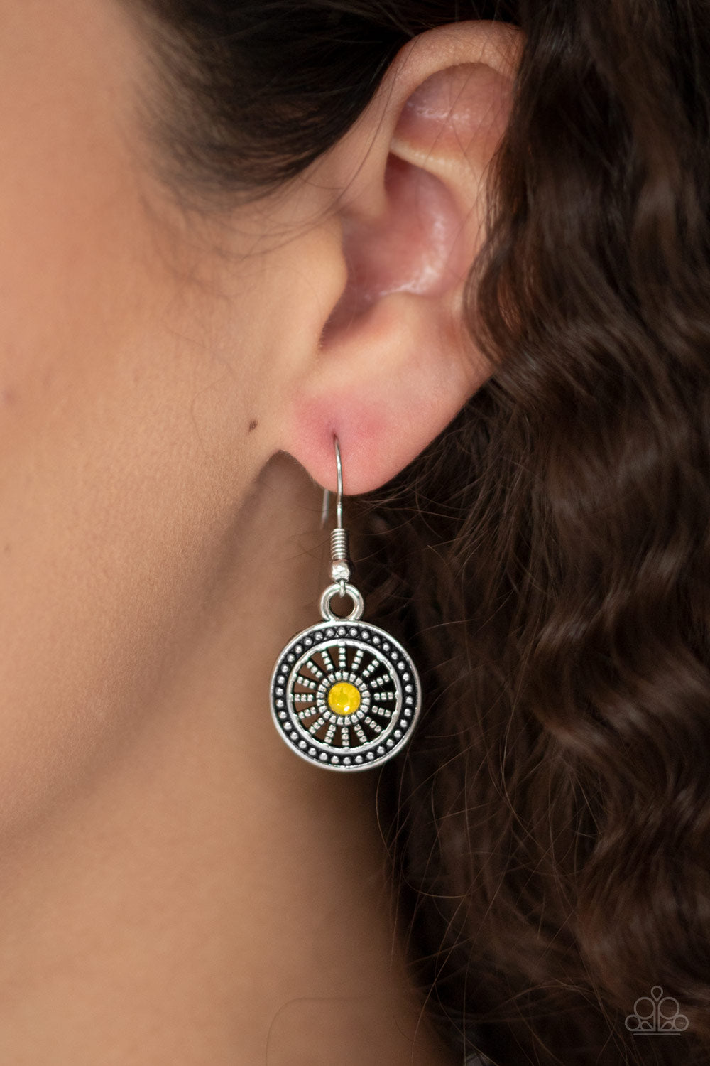 Paparazzi ♥ Whats Your Star Sign? - Yellow ♥  Necklace