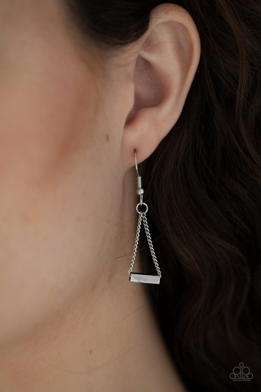 Paparazzi ♥ A Pipe Dream - Silver ♥  Necklace