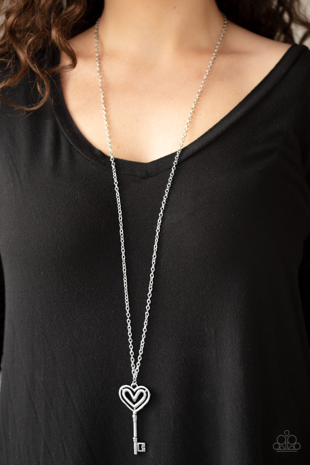 Paparazzi ♥ Unlock My Heart - Silver ♥  Necklace