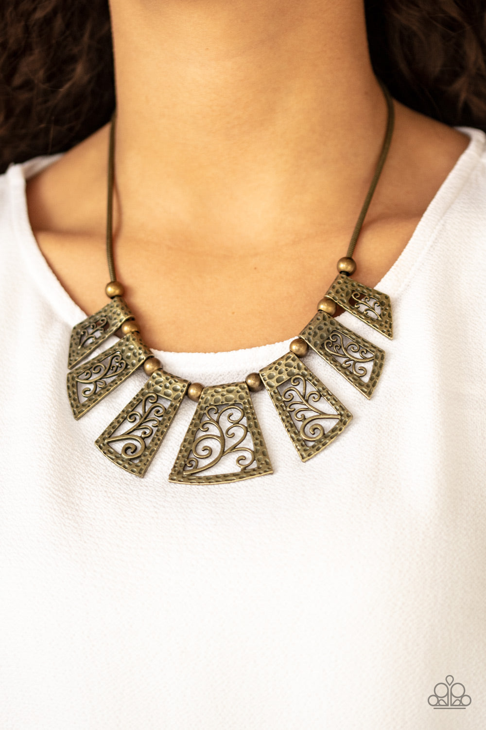 Paparazzi ♥ Vintage Vineyard - Brass ♥  Necklace