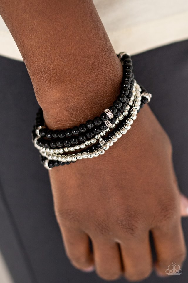 Paparazzi ♥ Fiercely Frosted - Black ♥ Bracelet