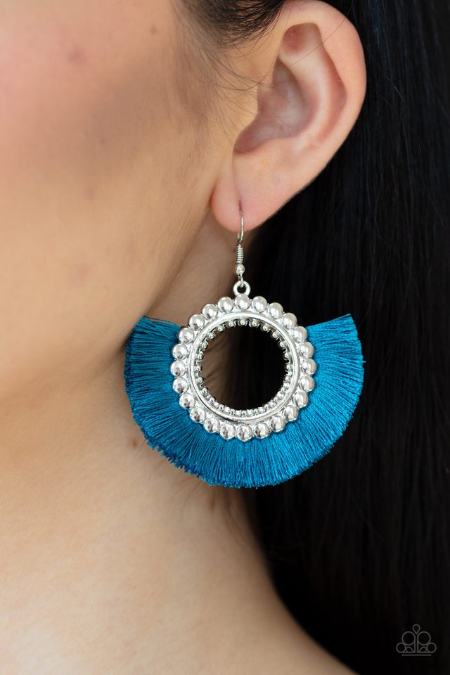 Paparazzi ♥ Fringe Fanatic - Blue ♥ Earrings