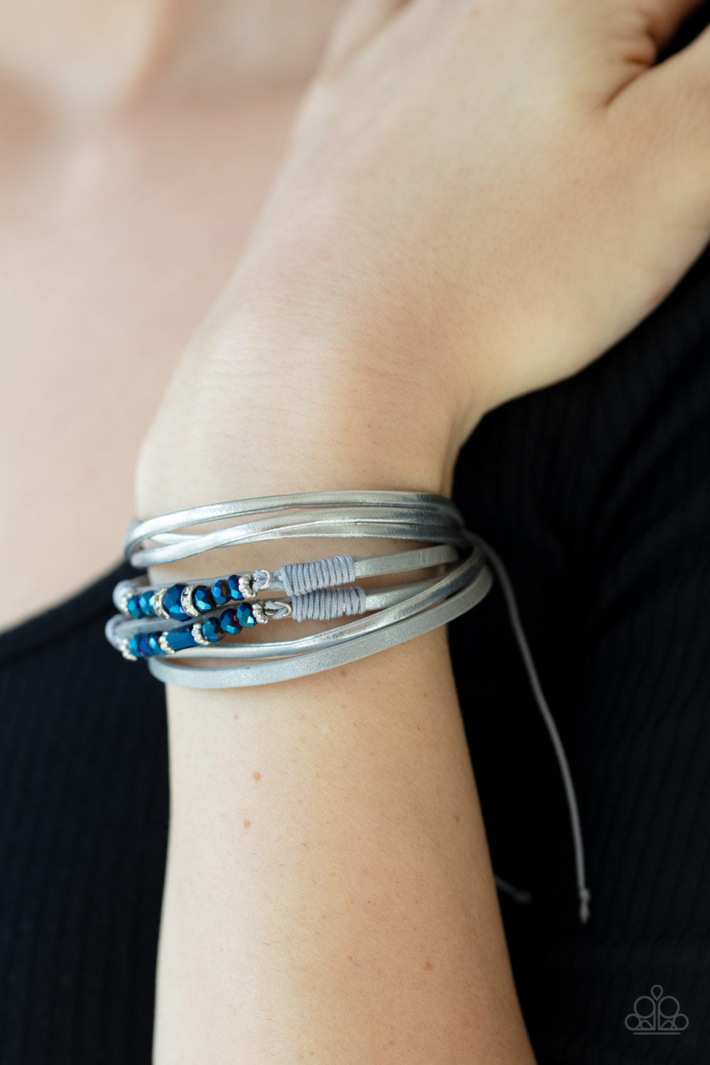 Paparazzi ♥ Prismatically Dramatic - Blue ♥  Bracelet