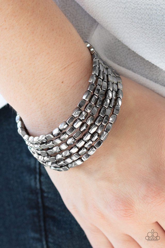 Paparazzi ♥ Stunningly Stacked - Black ♥ Bracelet