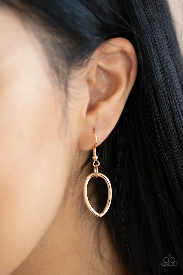 Paparazzi ♥ The Challenger - Gold ♥ Necklace