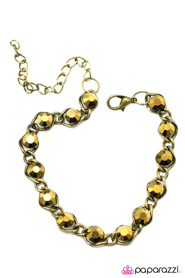 Paparazzi ♥ Down the Line - Brass ♥ Bracelet