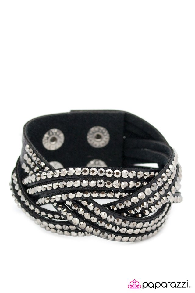 Paparazzi ♥ What Dreams Are Made Of - Black ♥ Bracelet