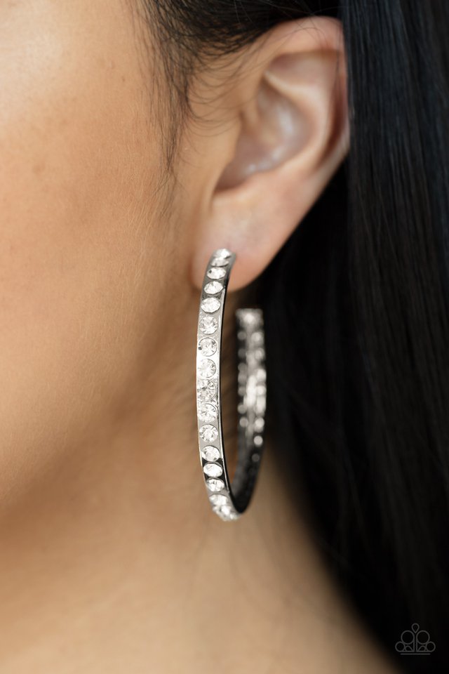 Paparazzi ♥ Global Gleam - White ♥ Earrings