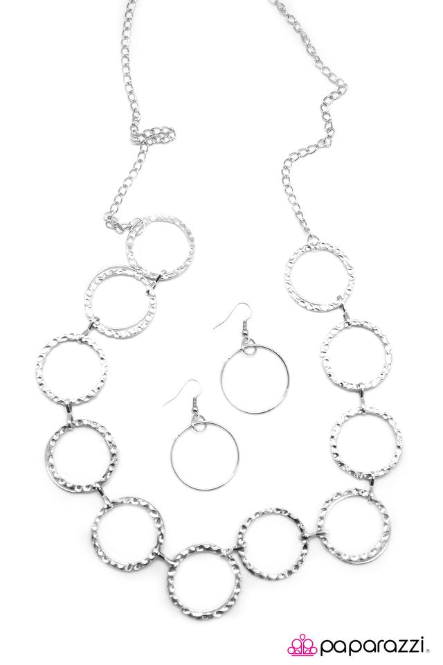 Paparazzi ♥ When the Going Gets Tough - Silver ♥ Necklace