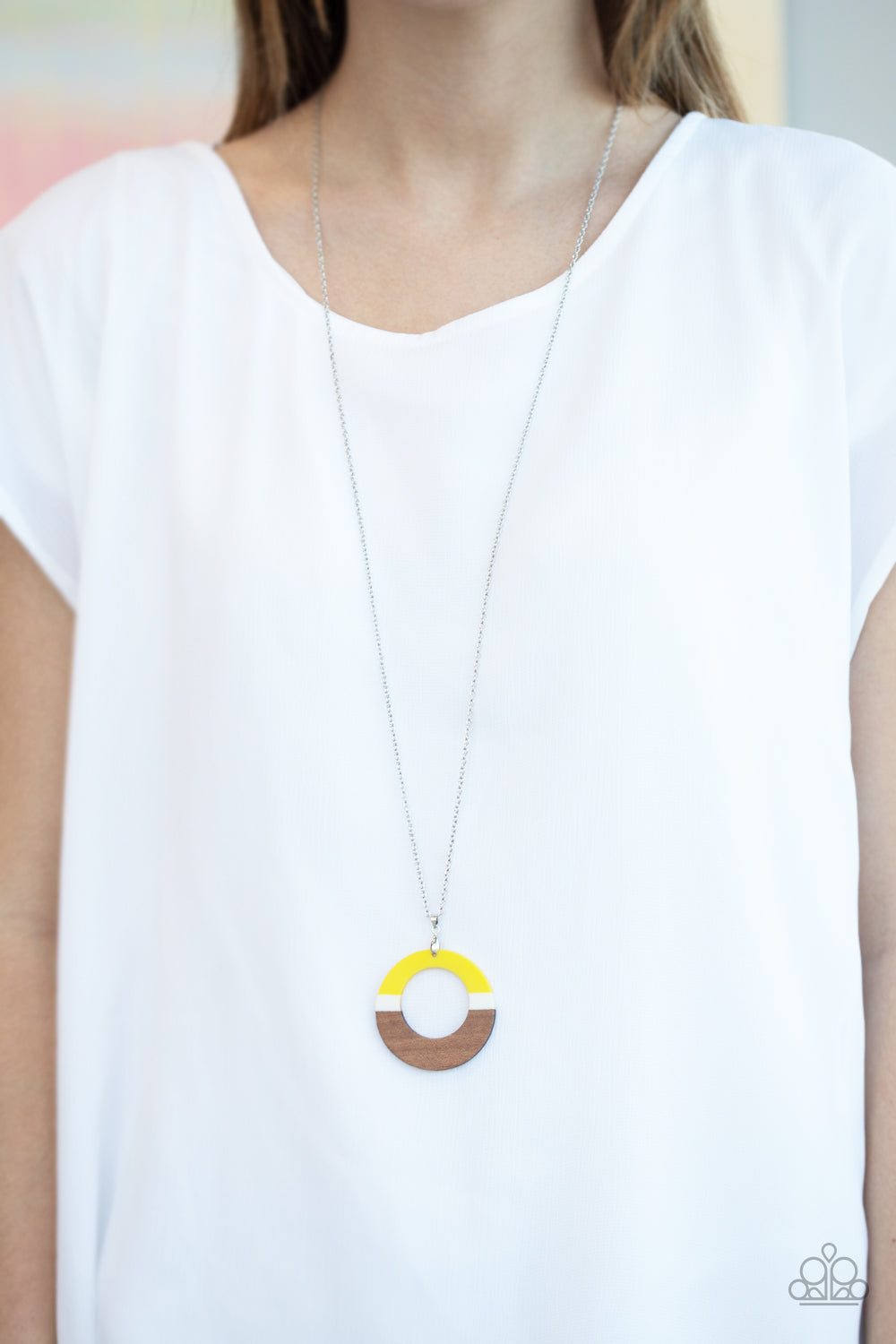 Paparazzi ♥ Sail Into The Sunset - Yellow ♥  Necklace