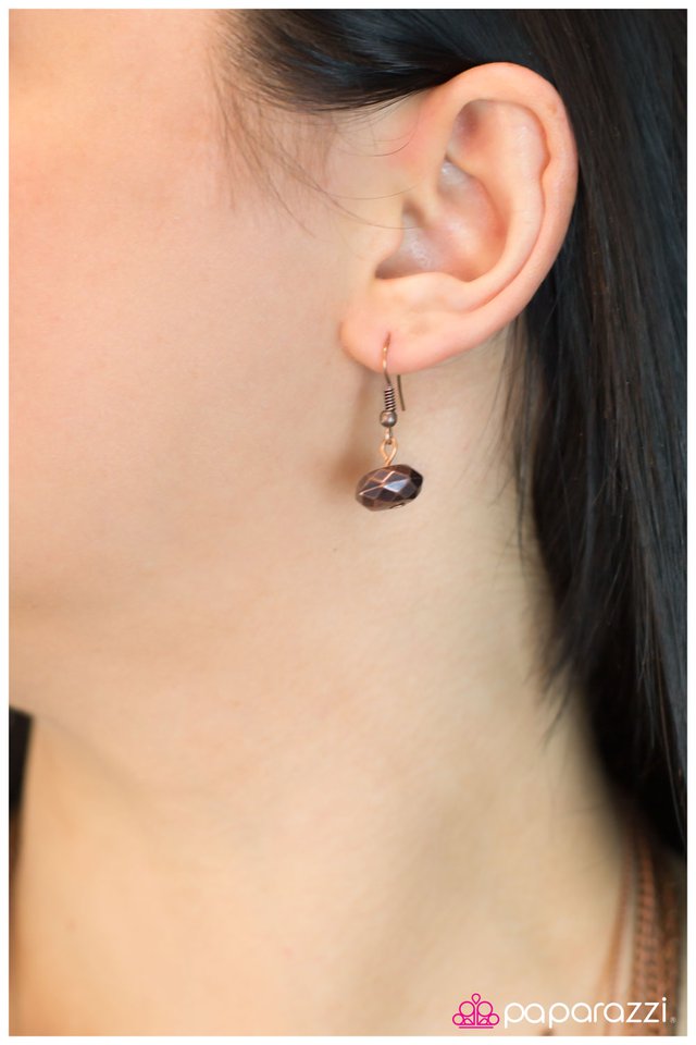 Paparazzi ♥ Parallel Universe - Copper ♥ Necklace