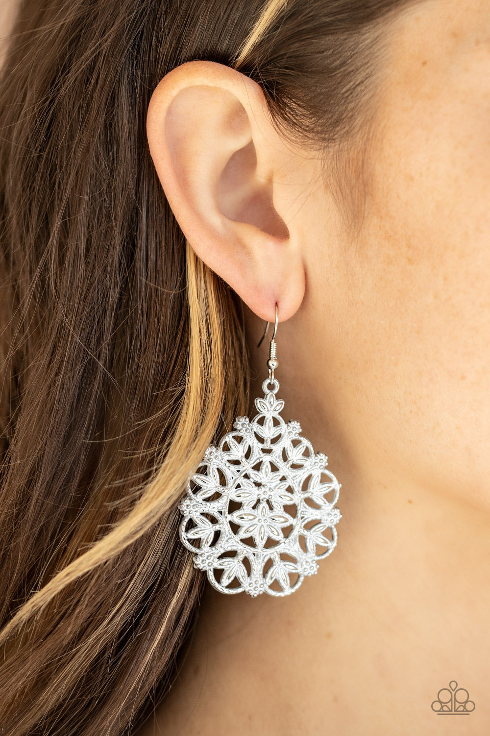 Paparazzi ♥ Floral Affair - White ♥  Earrings