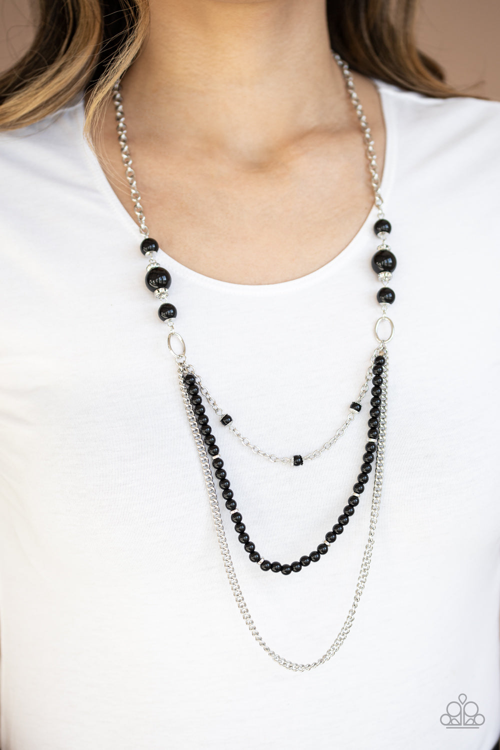 Paparazzi ♥ Very Vintage - Black ♥  Necklace