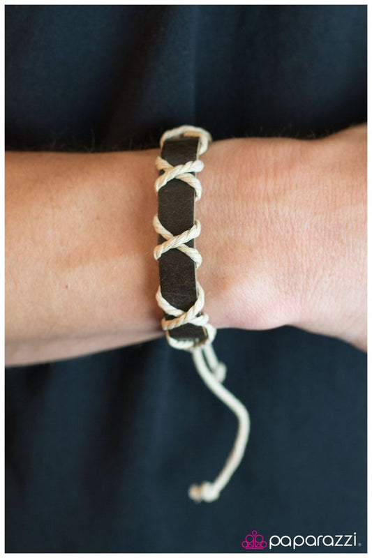 take-the-reins-p9ur-urbn-051xx