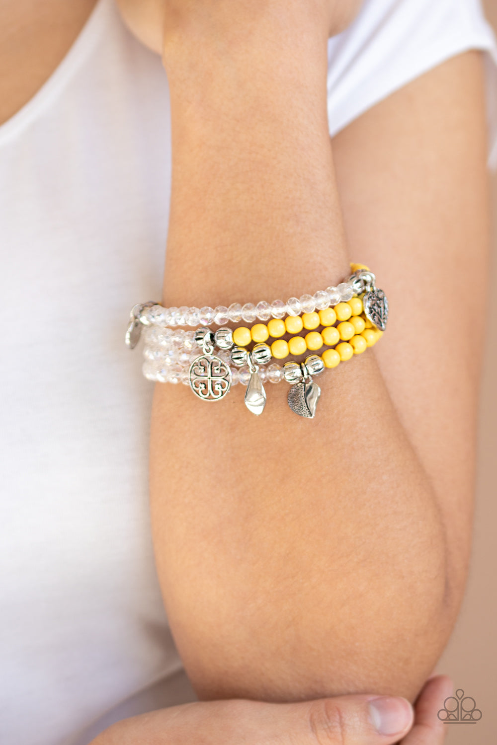 Paparazzi ♥ Colorfully Cupid - Yellow ♥  Bracelet