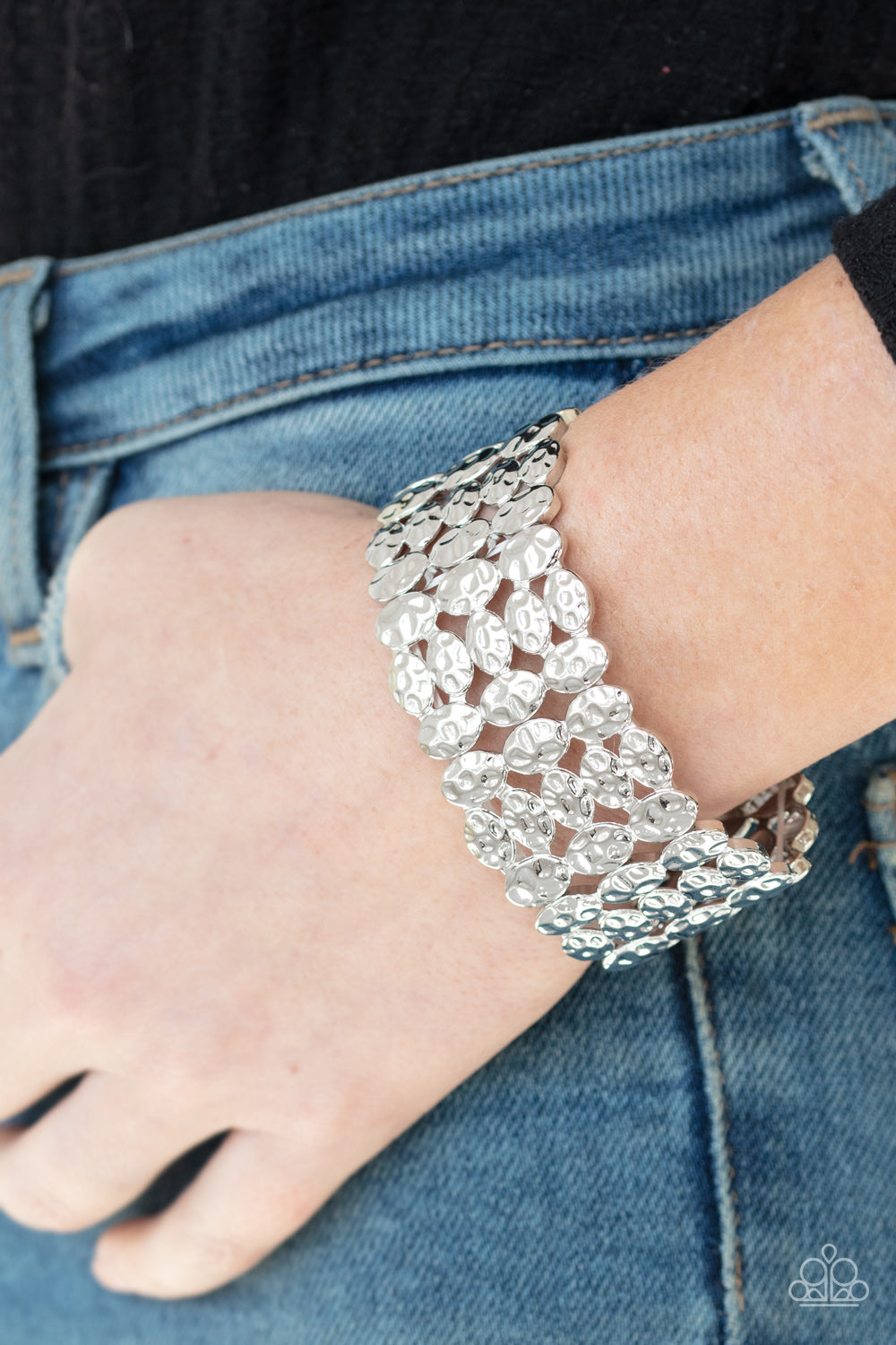 Paparazzi ♥ Tectonic Texture - Silver ♥  Bracelet