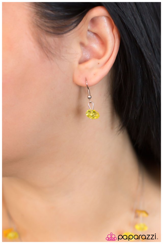 Paparazzi ♥ Adorably Artisan - Yellow ♥ Necklace