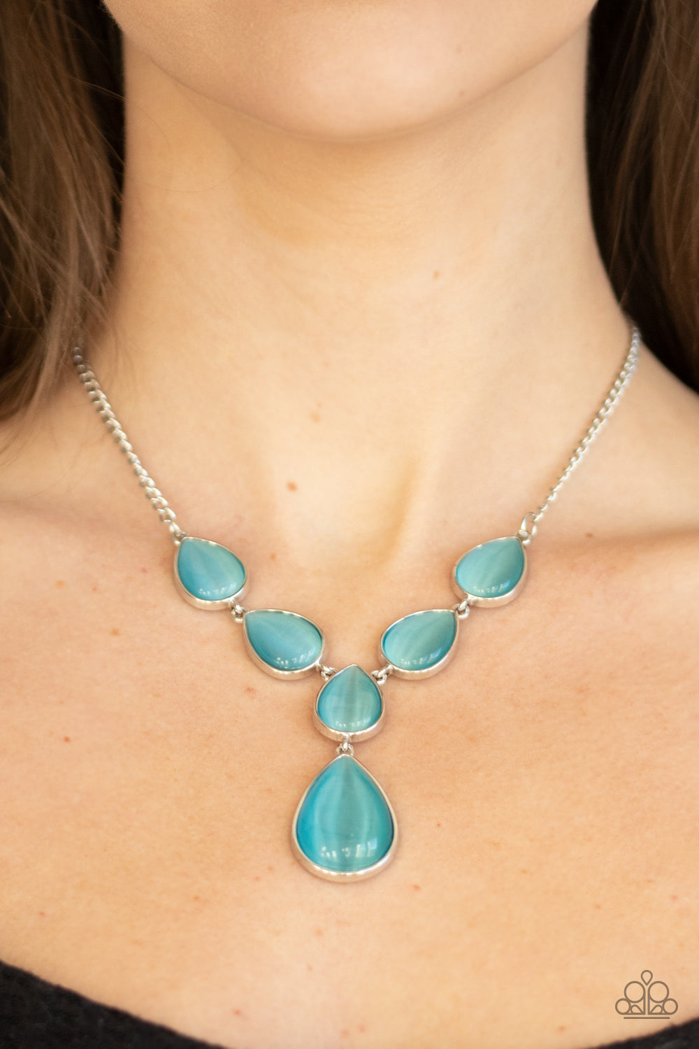 Paparazzi ♥ Dewy Decadence - Blue ♥  Necklace
