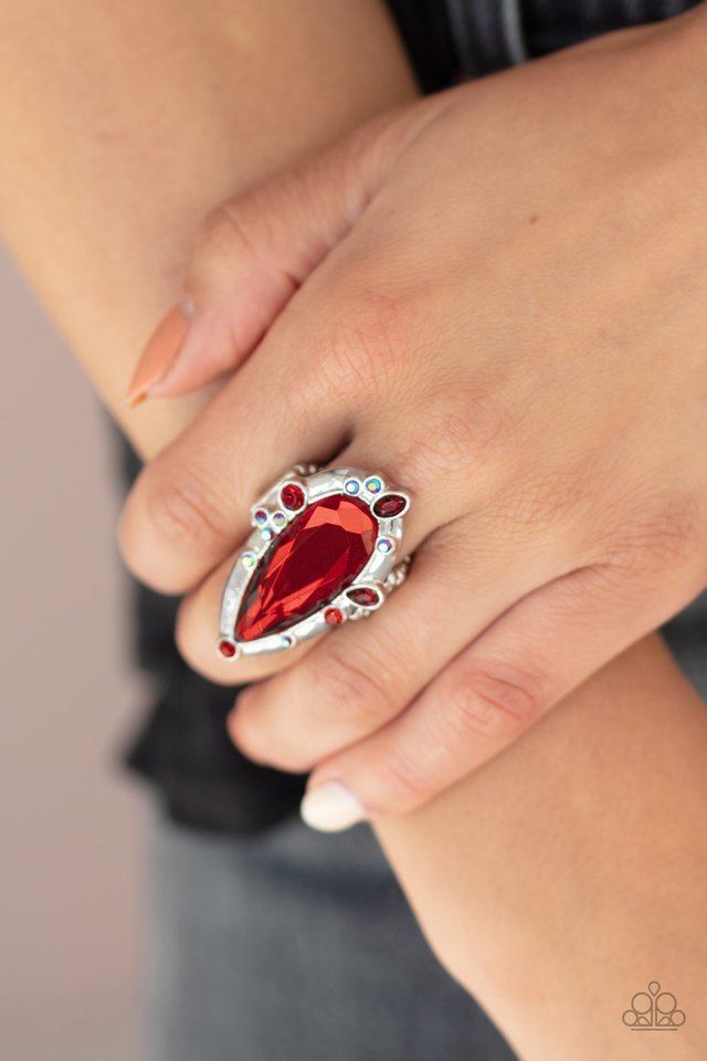 Paparazzi ♥ Sparkle Smitten - Red ♥ Ring