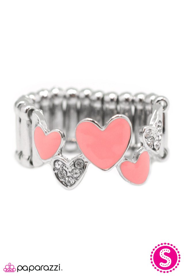 Paparazzi ♥ Cross My Heart - Pink ♥ Ring