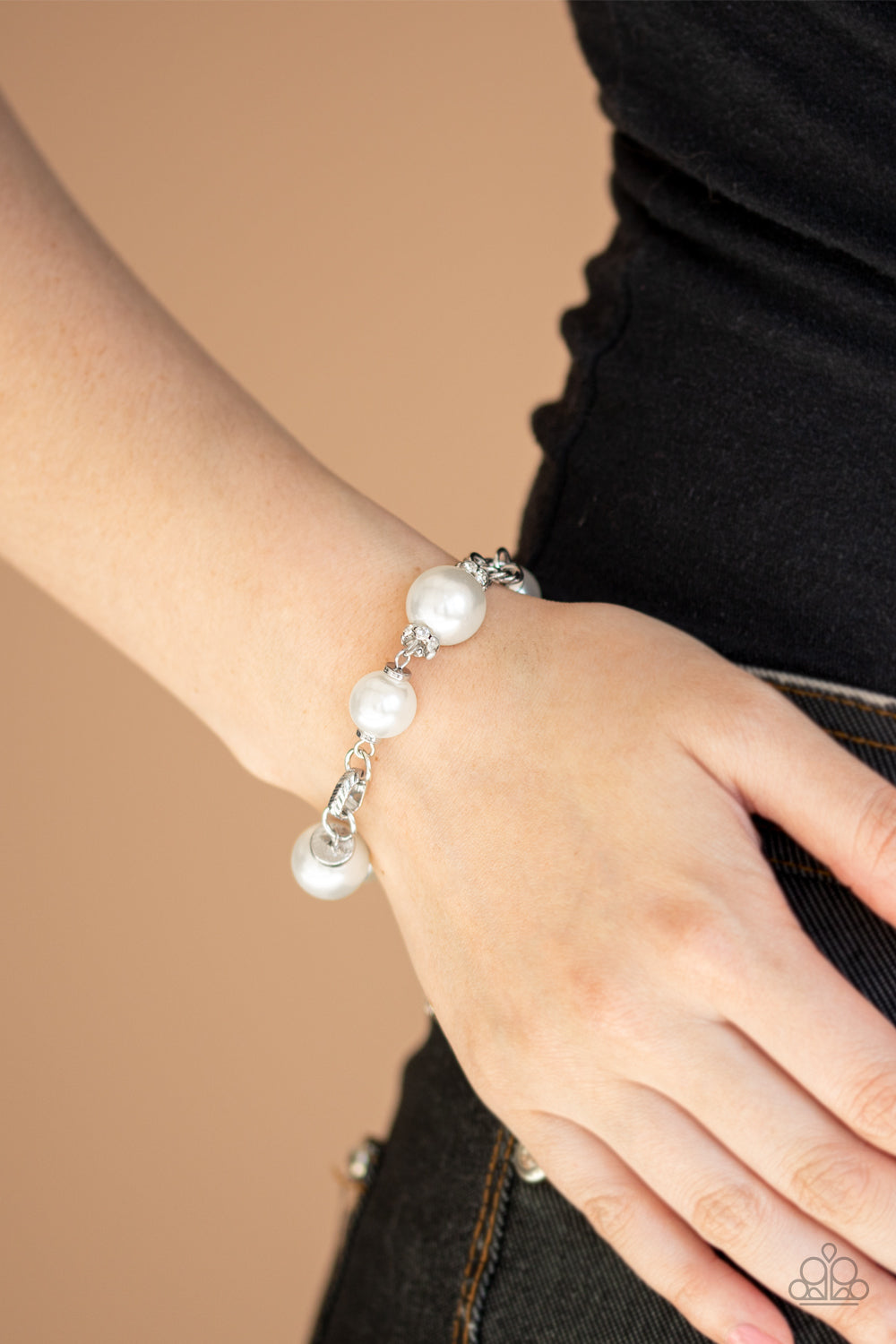 Paparazzi ♥ Boardroom Baller - White ♥  Bracelet