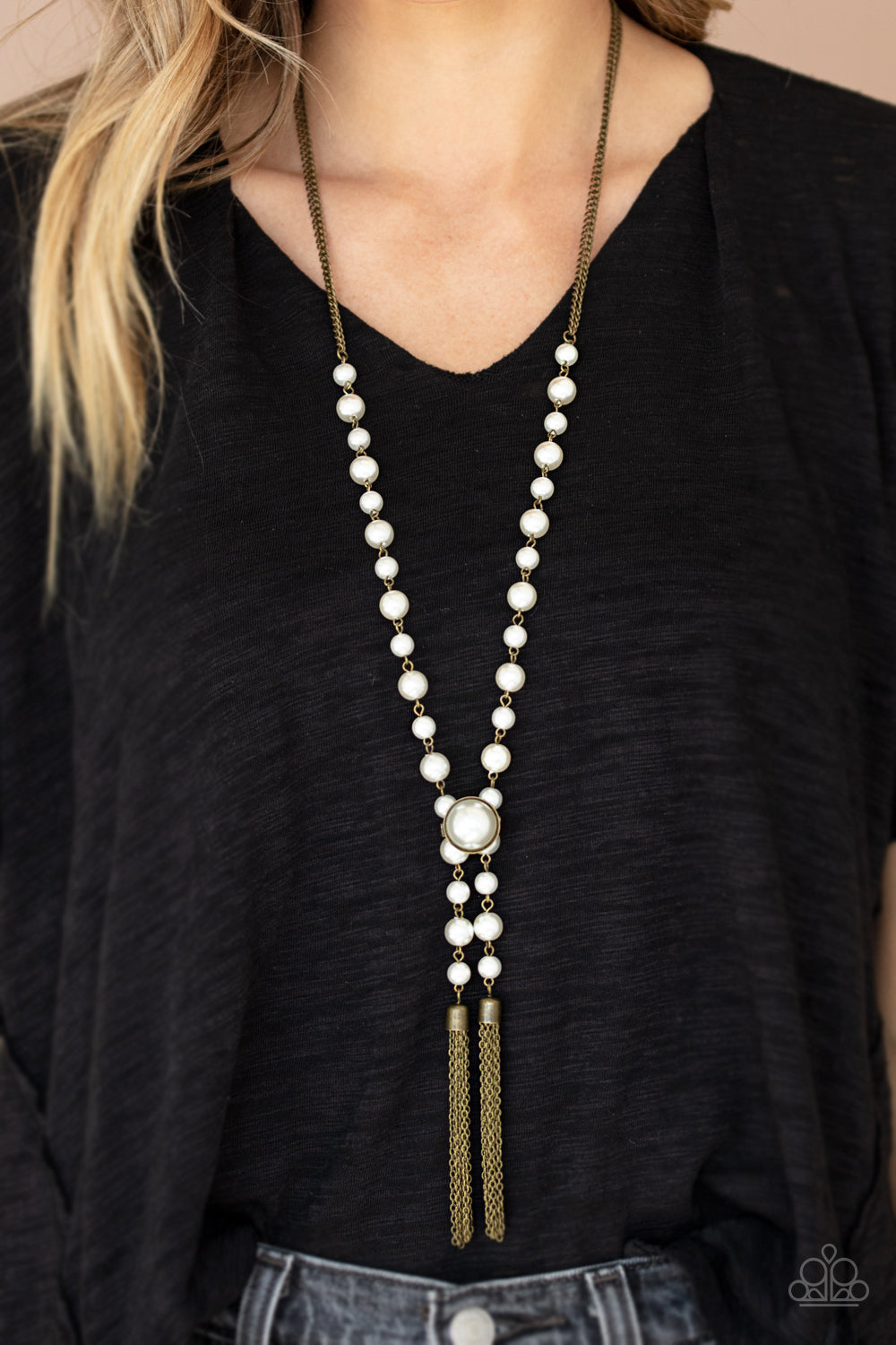 Paparazzi ♥ Vintage Diva - Brass ♥  Necklace
