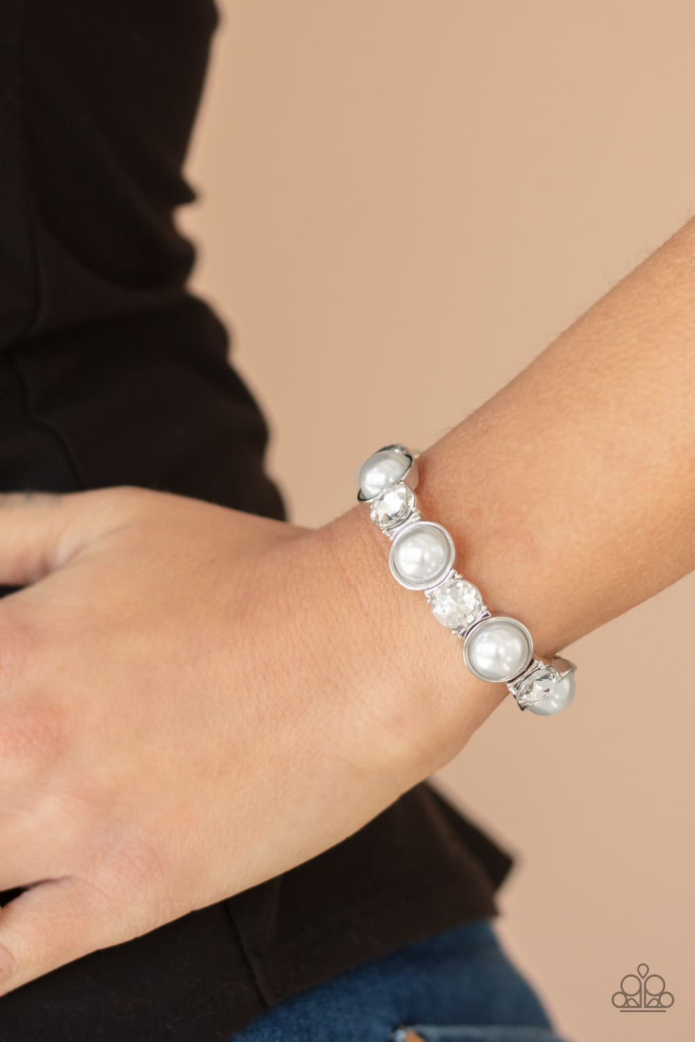 Paparazzi ♥ Elegant Entertainment - White ♥  Bracelet