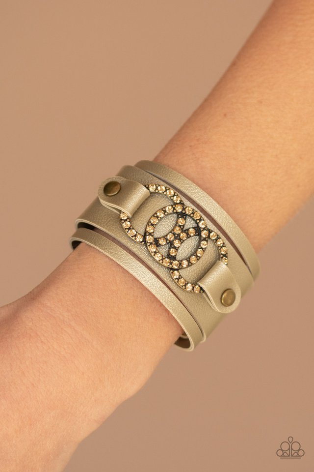 Paparazzi ♥ Couture Influencer - Brass ♥ Bracelet