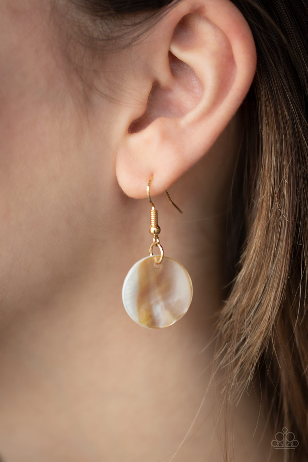 Paparazzi ♥ A Top-SHELLer - Gold ♥  Necklace