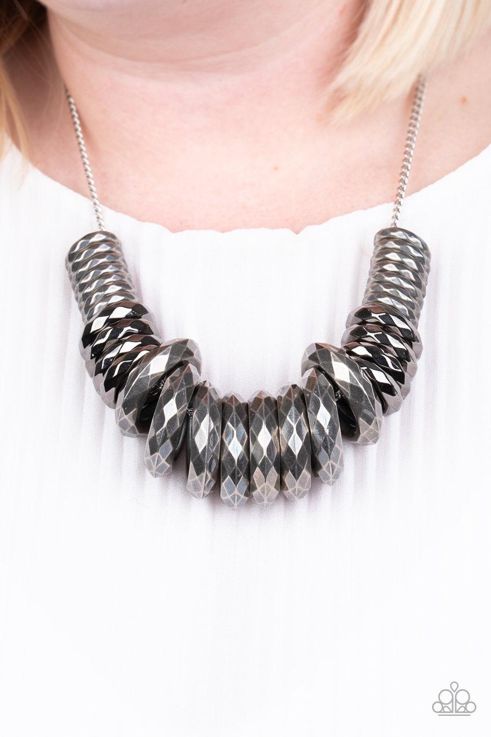 Paparazzi ♥ Haute Hardware - Silver ♥  Necklace