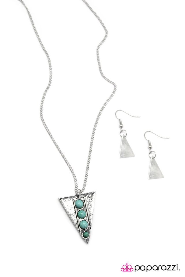 Paparazzi ♥ Into the Wild - Blue ♥ Necklace