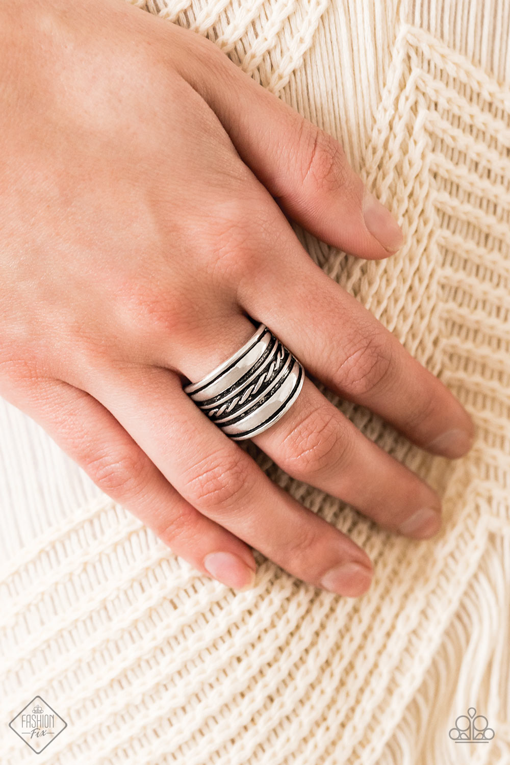 Paparazzi ♥ Let it LAYER - Silver ♥  Ring