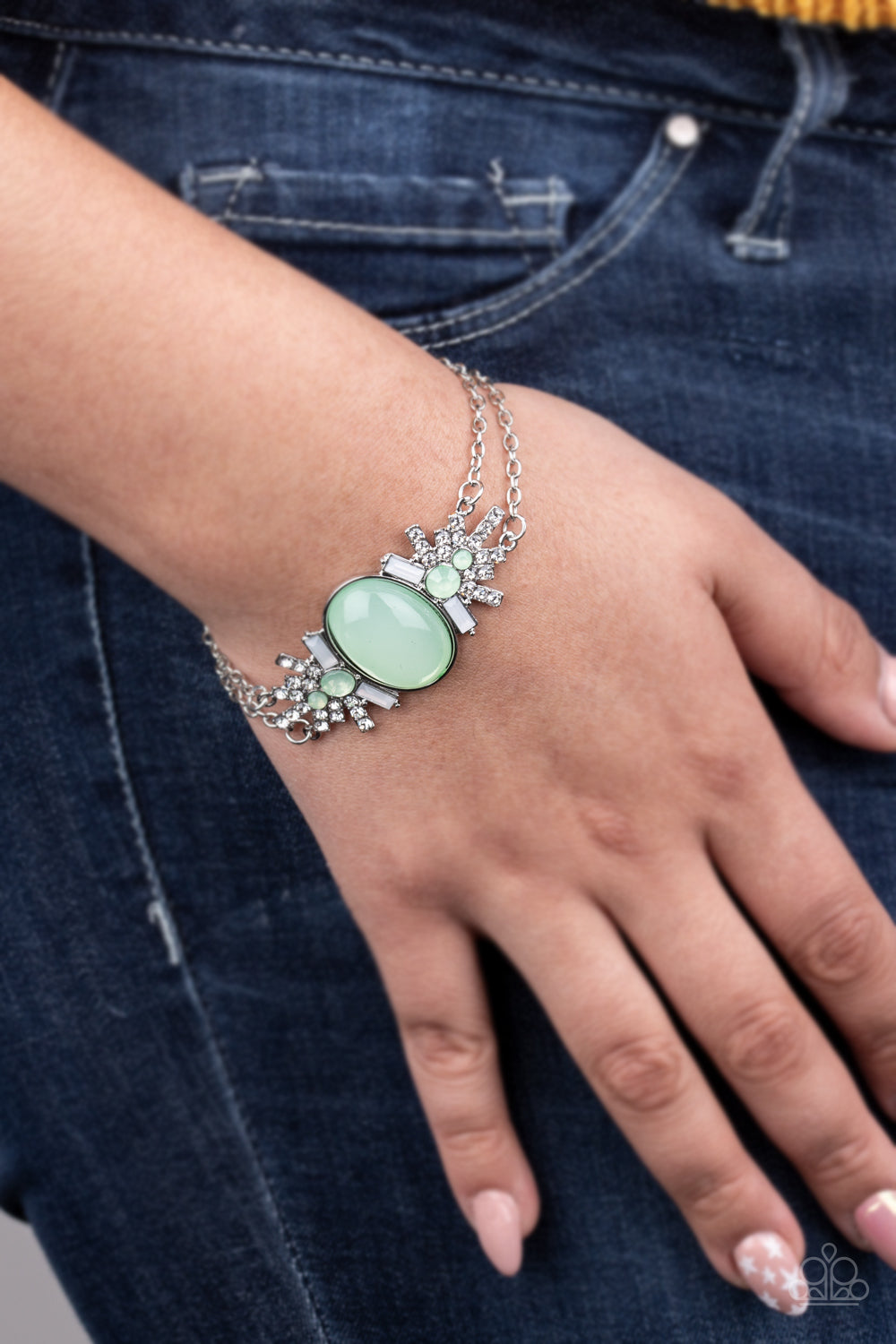 Paparazzi ♥ Brilliantly Boho - Green ♥  Bracelet