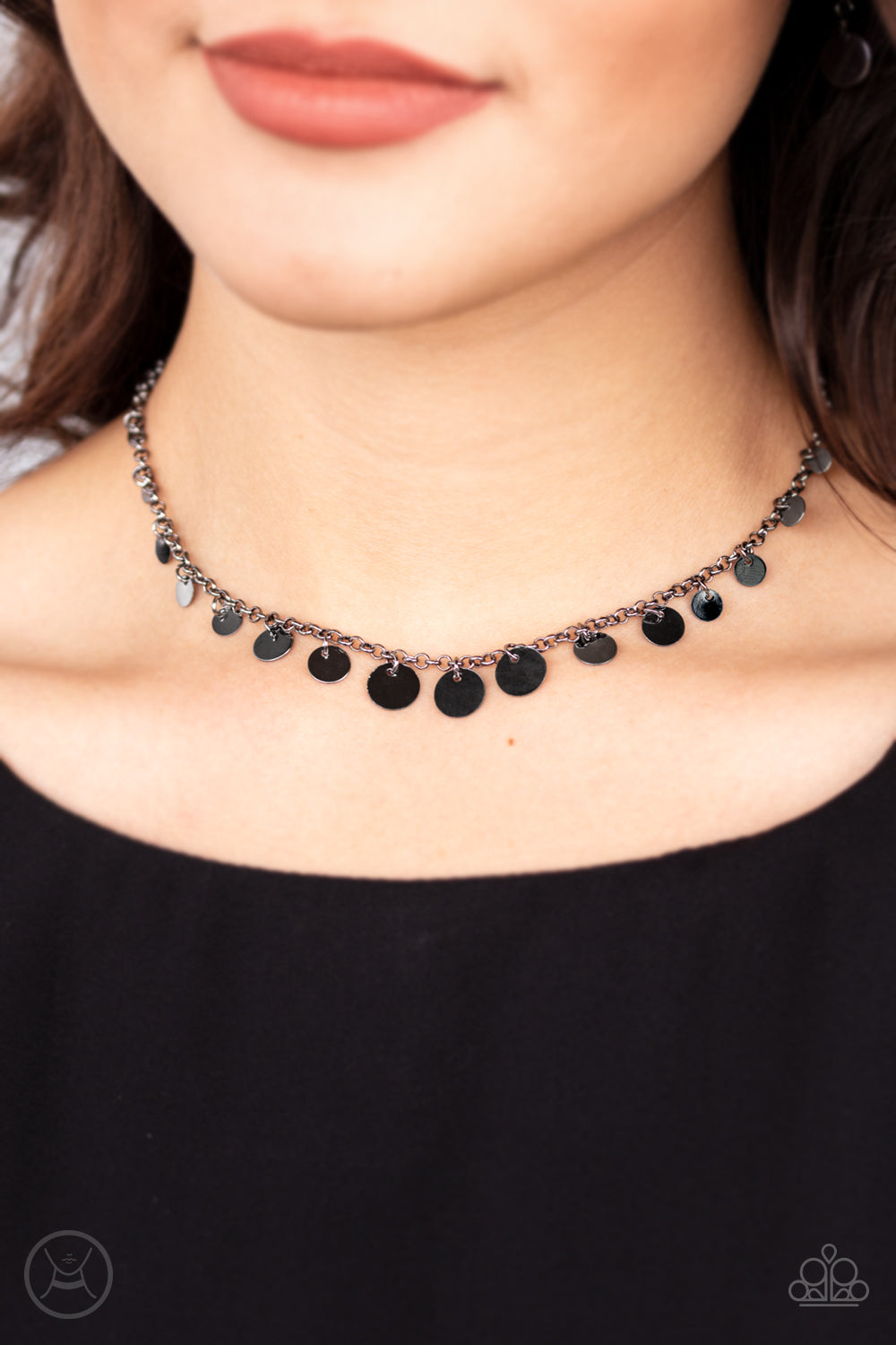 Paparazzi ♥ Minimal Magic - Black ♥  Necklace