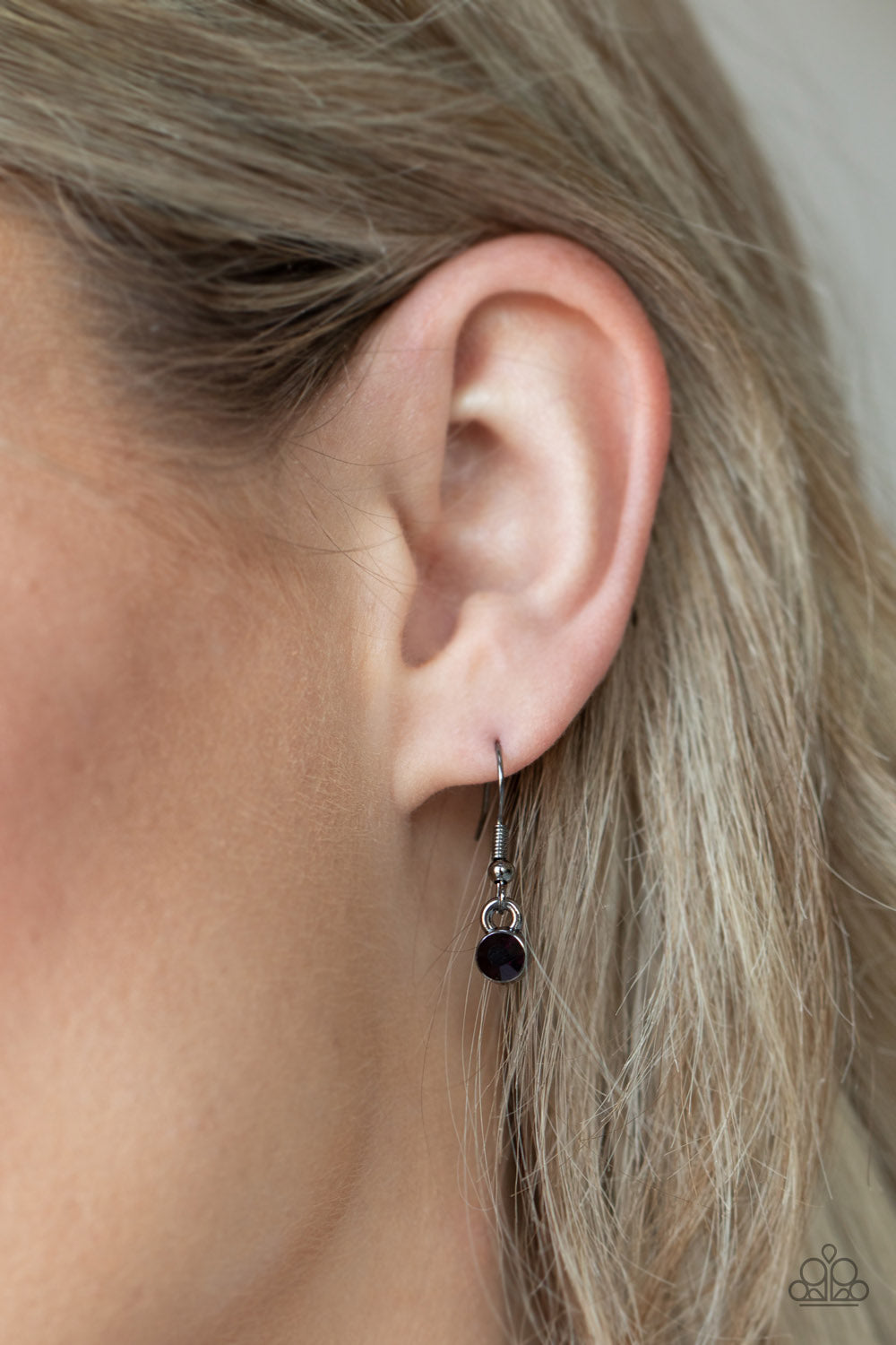 Paparazzi ♥ Head OVAL Heels - Black ♥  Necklace