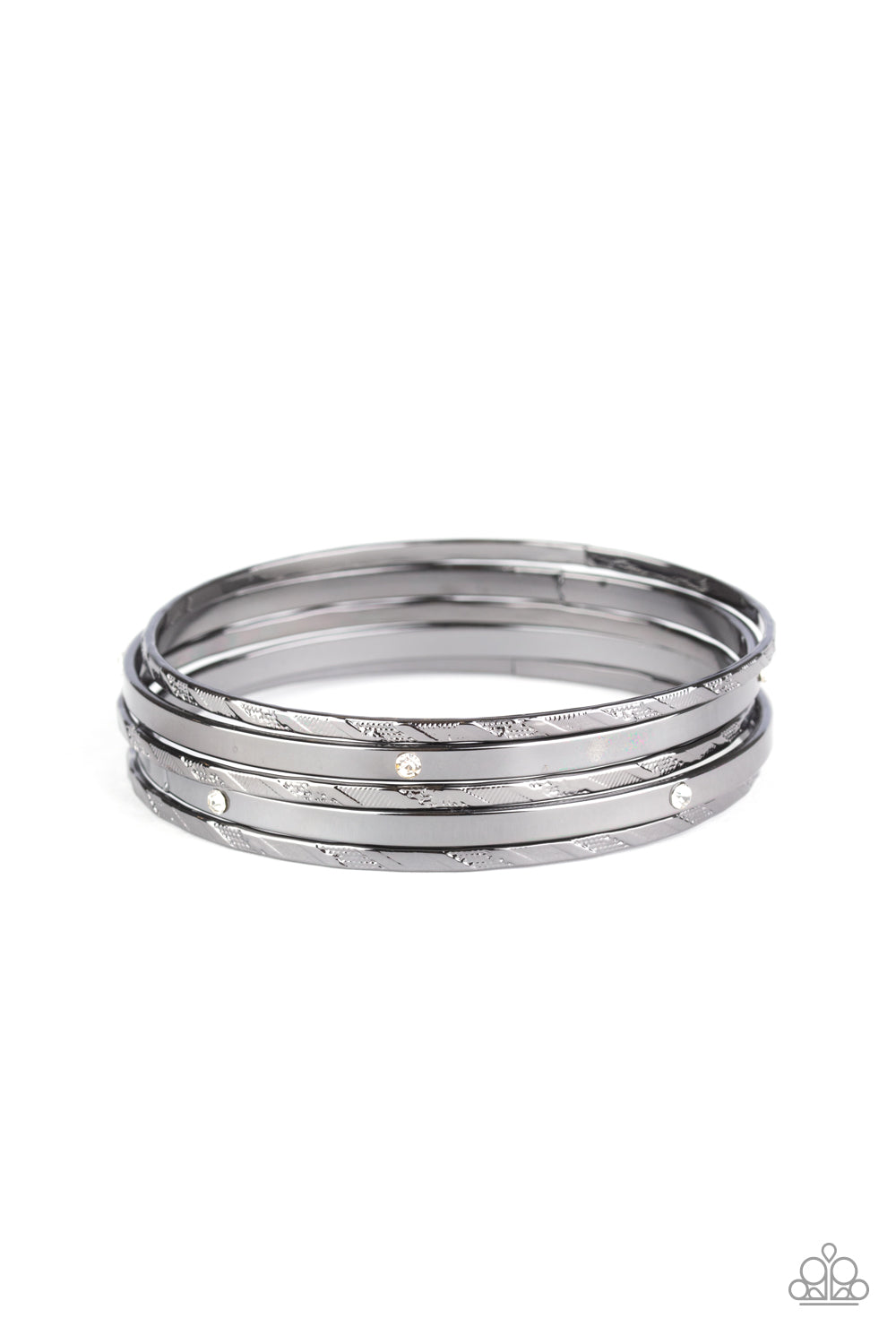 be-there-with-baubles-on-black-p9re-bkxx-280xx